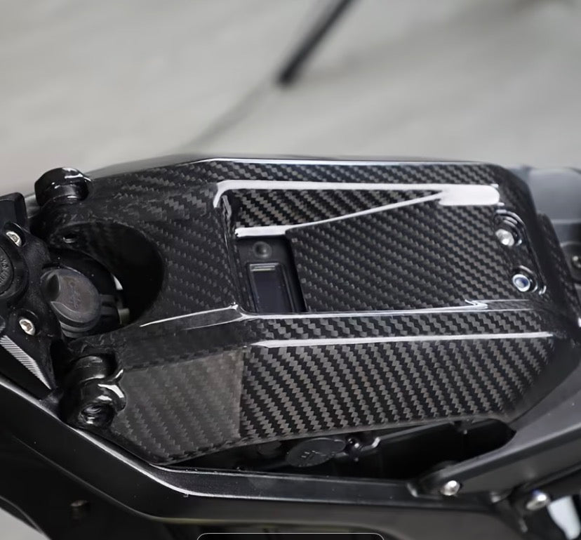 Carbon battery cover for surron LBX